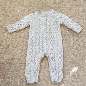 Hope and Henry Soft Cable Knit Baby Footie in Light Gray 6-12 months